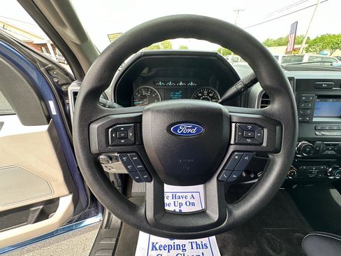 Used 2018 Ford F150 XLT AWD/4WD image 12