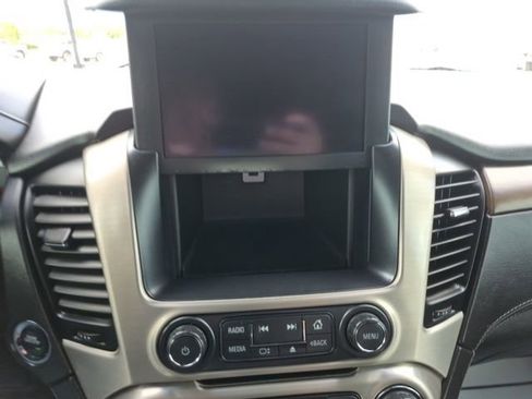Used 2018 GMC Yukon Denali w/ Denali Ultimate Package AWD/4WD image 38