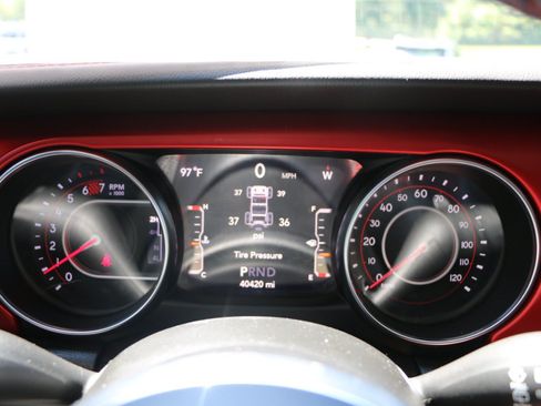 Used 2021 Jeep Wrangler Rubicon AWD/4WD image 27