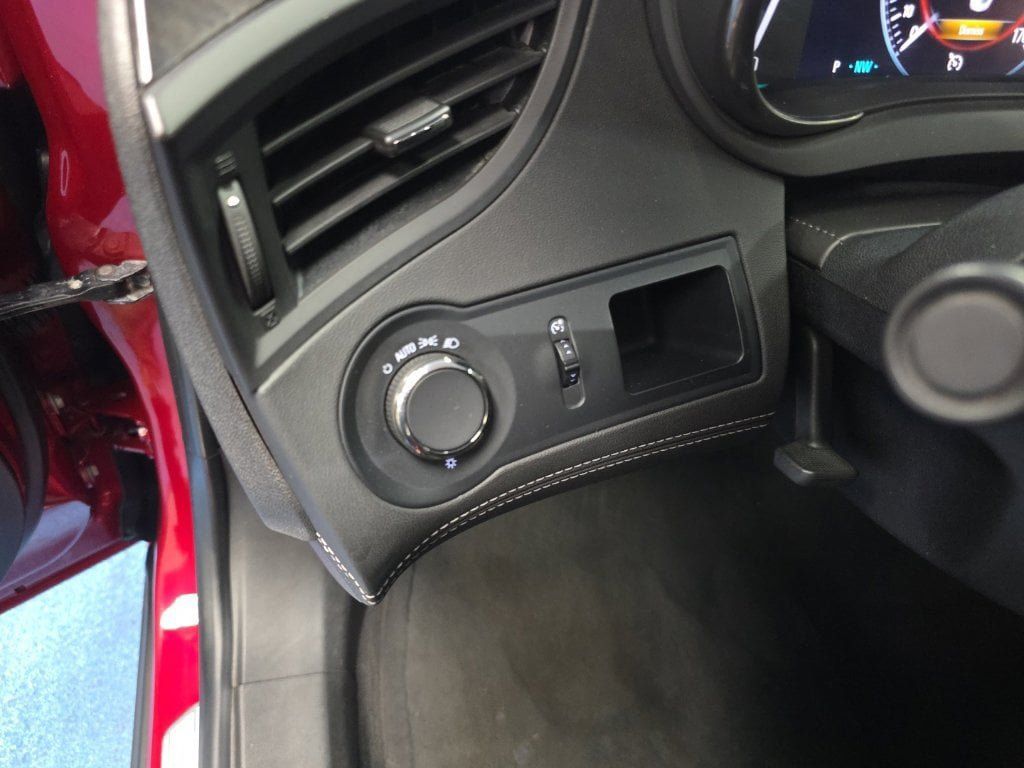 Used 2014 Buick LaCrosse Leather FWD image 16