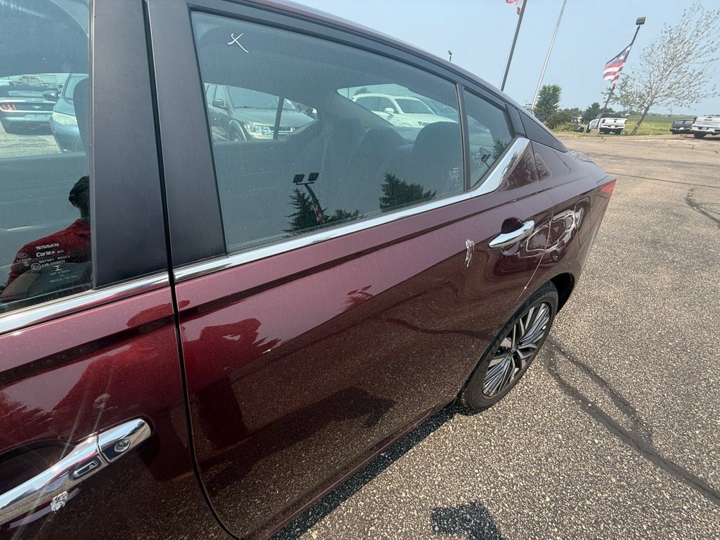 Used 2025 Nissan Altima 2.5 SV FWD image 35
