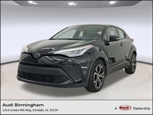 Used 2021 Toyota C-HR LE image 1