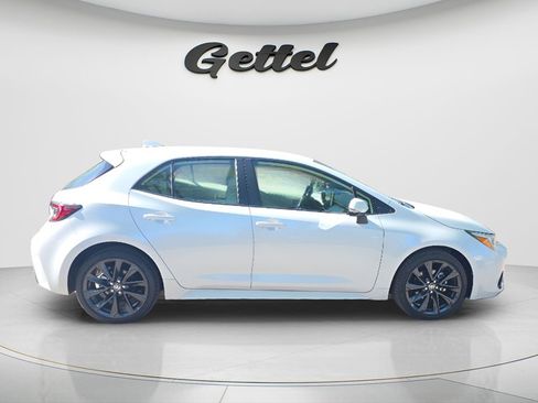 Used 2025 Toyota Corolla XSE FWD image 3