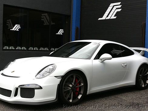 Used 2015 Porsche 911 GT3 RWD image 4