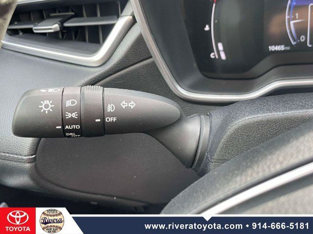 Used 2023 Toyota Corolla Cross XLE w/ Convenience Package AWD/4WD image 25