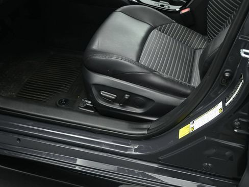 Used 2024 Toyota Corolla XSE FWD image 11