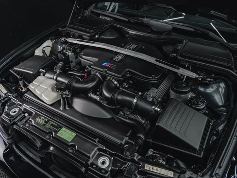 Used 2003 BMW M5 image 69