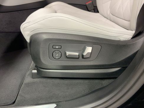 New 2026 BMW X5 sDrive40i image 14