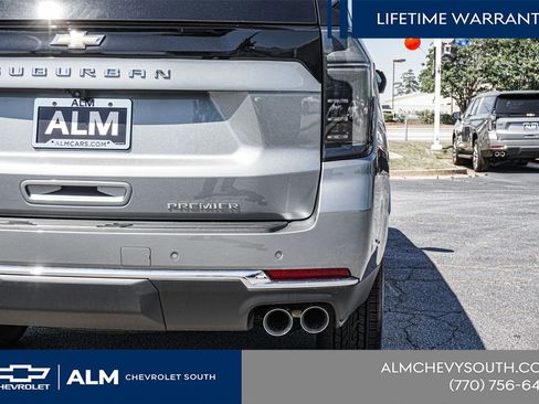 New 2026 Chevrolet Suburban Premier RWD image 15