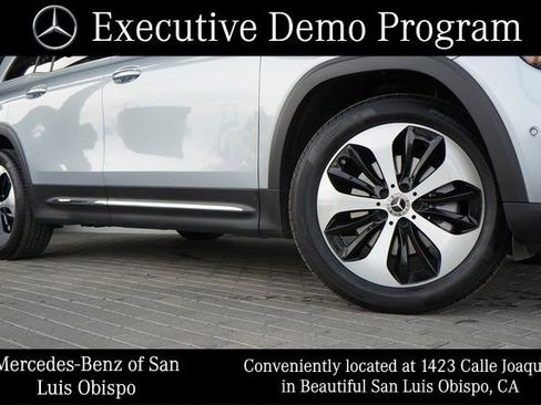 Used 2025 Mercedes-Benz GLB 250 image 9