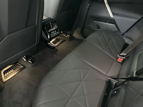 Used 2024 BMW iX xDrive50 w/ Sport Package image 4