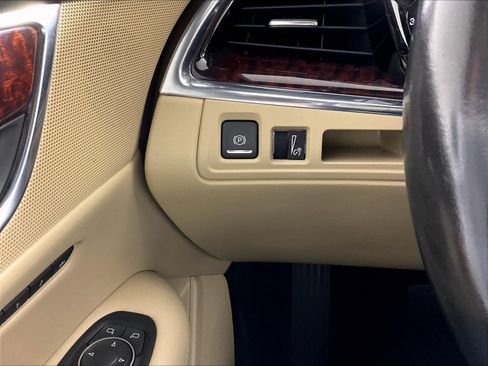 Used 2019 Cadillac XT5 Luxury AWD/4WD image 15