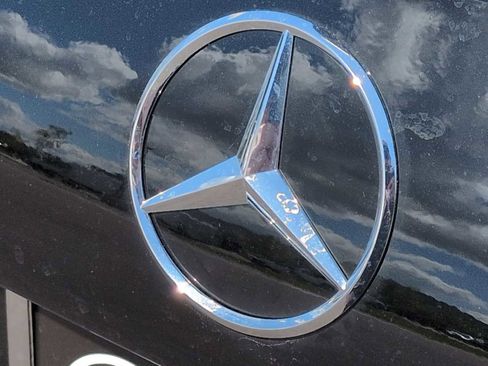 New 2026 Mercedes-Benz GLB 250 4MATIC image 12