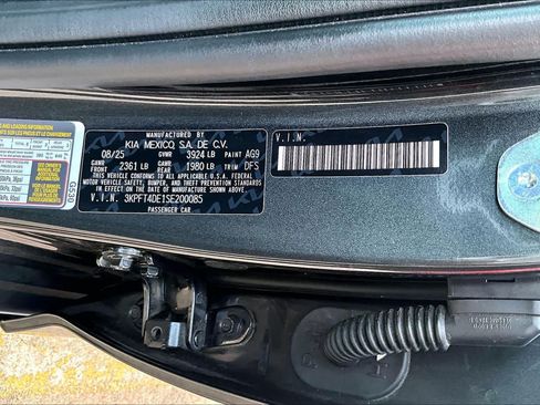 Used 2025 Kia K4 FWD image 34