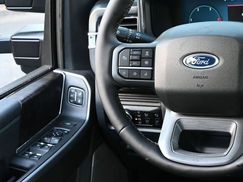 New 2025 Ford F350 Lariat w/ Lariat Ultimate Package image 36