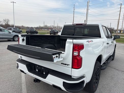 Certified 2024 Chevrolet Silverado 1500 RST w/ Redline Edition image 8