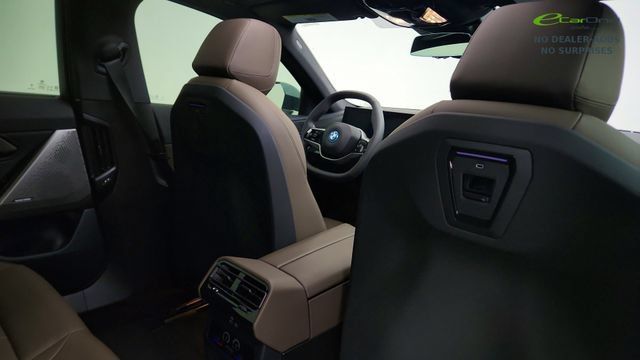 Used 2026 BMW i5 xDrive40 AWD/4WD image 59