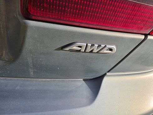 Used 2003 Subaru Legacy L image 11