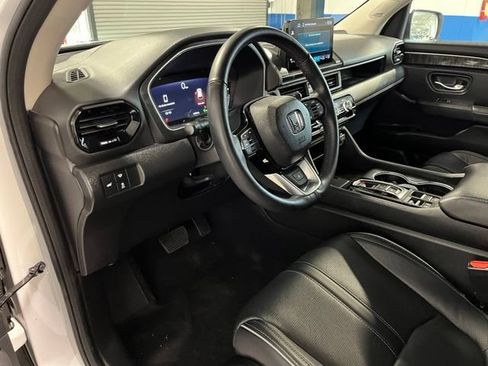 Used 2023 Honda Pilot Elite image 19