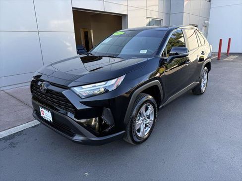 Certified 2025 Toyota RAV4 LE AWD/4WD image 2