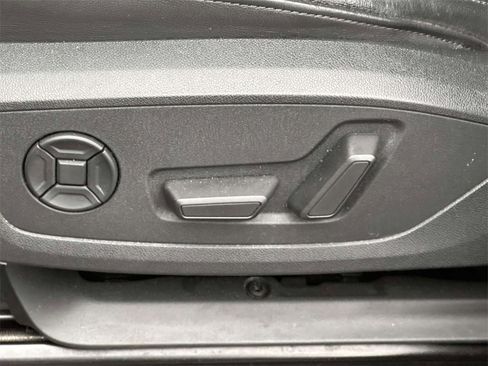 Used 2021 Audi Q3 2.0T Premium w/ Convenience Package image 15