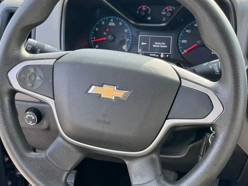 Used 2017 Chevrolet Colorado W/T w/ WT Convenience Package RWD image 18