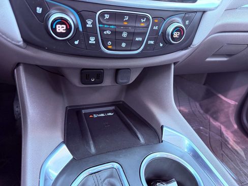 Used 2019 Chevrolet Traverse Premier w/ Driver Confidence II Package image 49