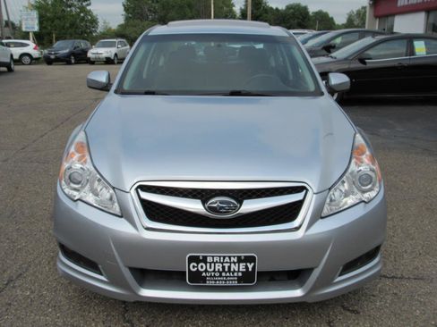 Used 2012 Subaru Legacy 3.6R Limited w/ Popular Pkg 2 AWD/4WD image 3