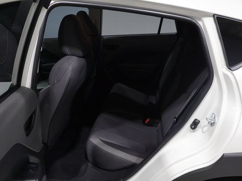 Used 2025 Subaru Crosstrek 2.5i Premium AWD/4WD image 18