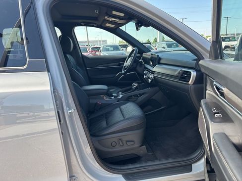 Used 2024 Kia Telluride EX X-Line AWD/4WD image 39