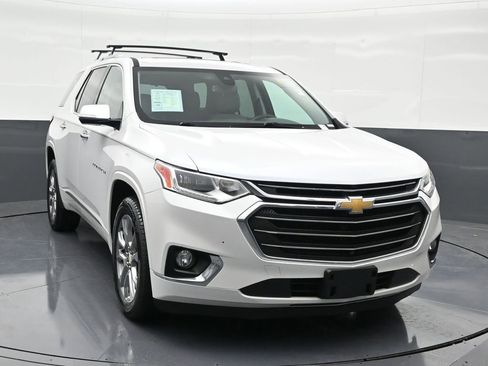 Used 2018 Chevrolet Traverse Premier w/ Driver Confidence II Package image 8