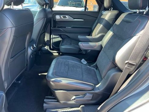 Certified 2025 Ford Explorer ST AWD/4WD image 21