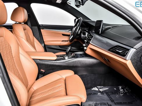 Used 2022 BMW 530i xDrive w/ Convenience Package image 25