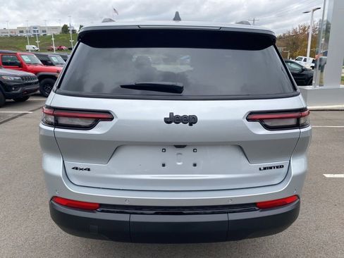 New 2025 Jeep Grand Cherokee L Limited w/ Black Appearance Package image 4