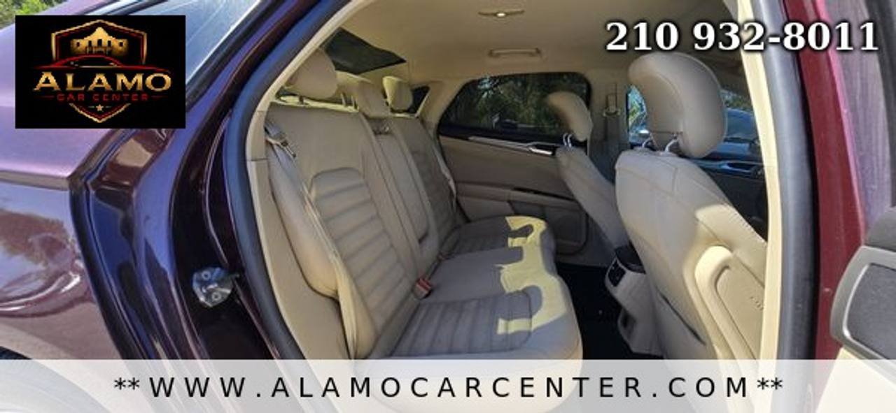 Used 2013 Ford Fusion SE FWD image 20