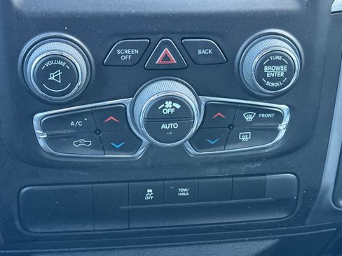 Used 2023 RAM 1500 Classic SLT w/ Electronics Group AWD/4WD image 19