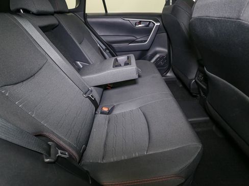 Used 2023 Toyota RAV4 SE image 22