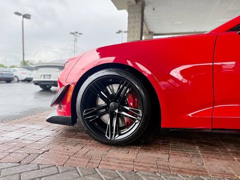 Used 2020 Chevrolet Camaro ZL1 RWD image 8