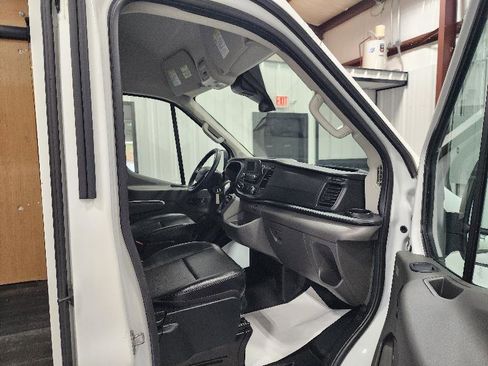 Used 2022 Ford Transit 350 T-350 148 EL Hi Rf 9500 GVWR image 8