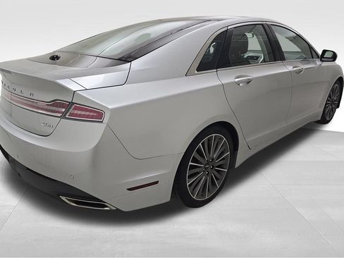 Used 2015 Lincoln MKZ Hybrid w/ Equipment Group 202A Reserve FWD image 9