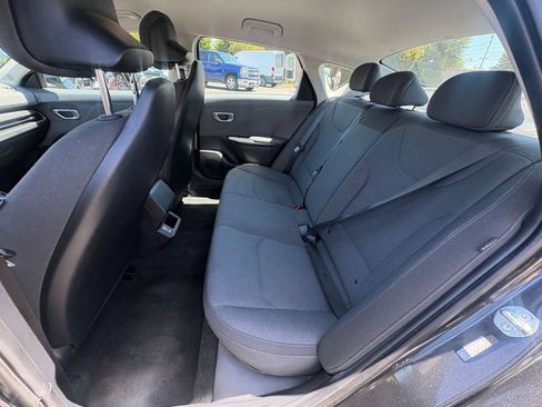 Used 2025 Kia K4 FWD image 25