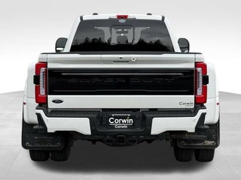 Used 2026 Ford F450 Platinum w/ FX4 Off-Road Package AWD/4WD image 19