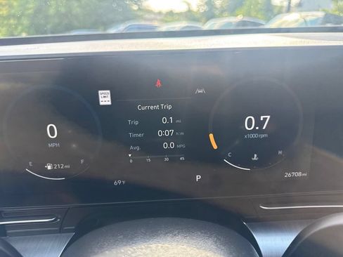 Certified 2024 Hyundai Kona Limited AWD/4WD image 26
