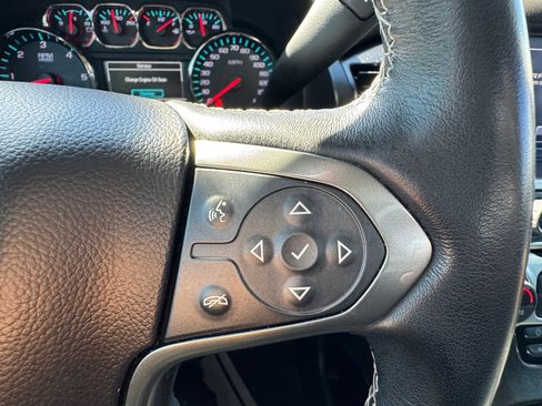 Used 2020 Chevrolet Suburban Premier image 20