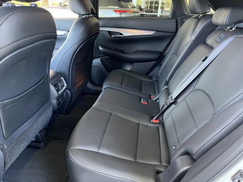 Used 2020 INFINITI QX50 Essential w/ Edition 30 Package FWD image 14