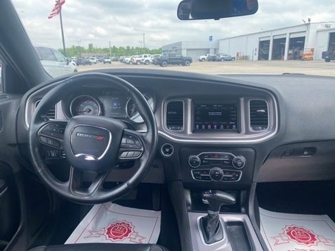 Used 2022 Dodge Charger SXT w/ Leather Interior Group image 14