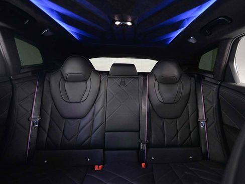 Used 2025 BMW XM image 9