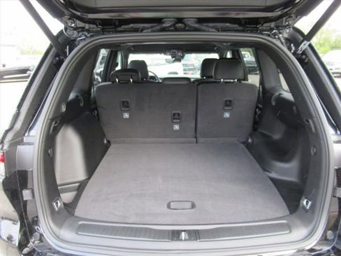 New 2026 Jeep Grand Cherokee Altitude image 26