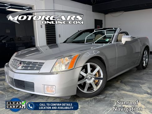 Used 2008 Cadillac XLR RWD image 1