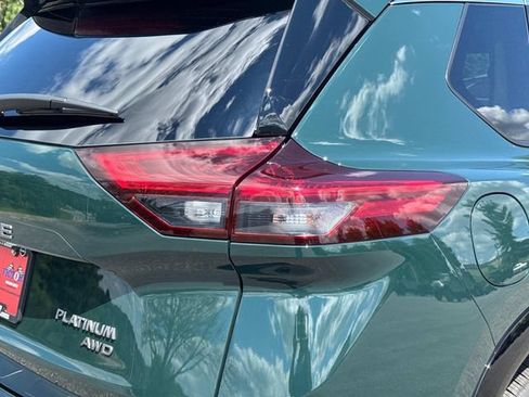 New 2026 Nissan Rogue Platinum AWD/4WD image 12